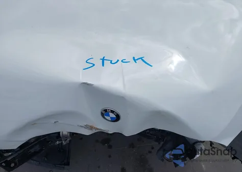 2025 BMW X3 30 xDrive z USA, uszkodzony, nr VIN 5UX53GP08S9Z97807